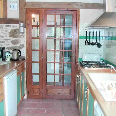 Holiday La Haute Bignetiere Vakantiehuis Conde-en-Normandie